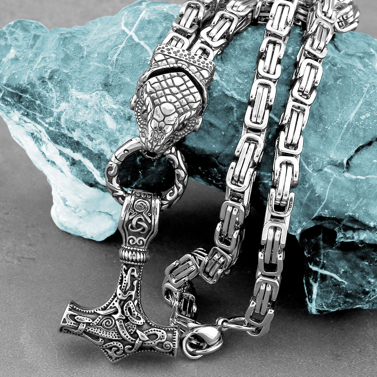Collier tête de serpent nordiq - Battle Rope Anchor avis et prix